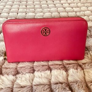 Tory Burch Vibrant Pink Continental Wallet